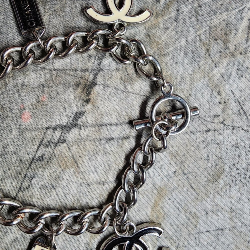 Chanel Poker Chip Charm Bracelet Silver Tone Signature Number "5" - Picture 5 of 6